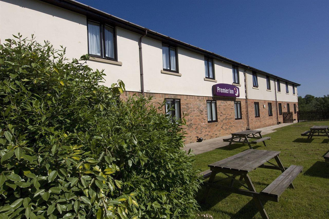 Premier Inn Premier Inn Silverstone Syresham Dış mekan fotoğraf