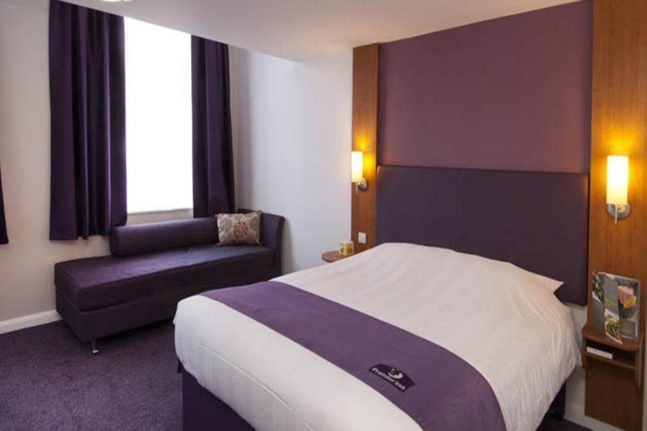 Premier Inn Premier Inn Silverstone Syresham Dış mekan fotoğraf