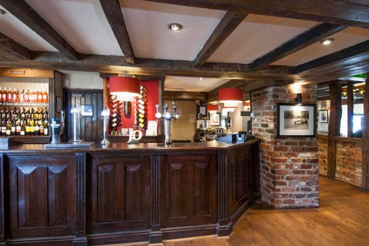Premier Inn Premier Inn Silverstone Syresham Dış mekan fotoğraf